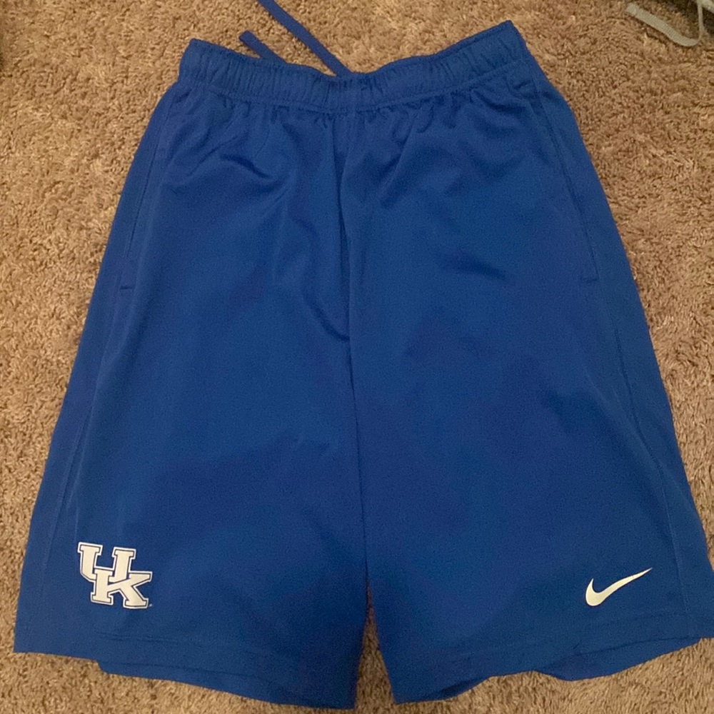 Mens UK Nike Dri-Fit Shorts Size Large